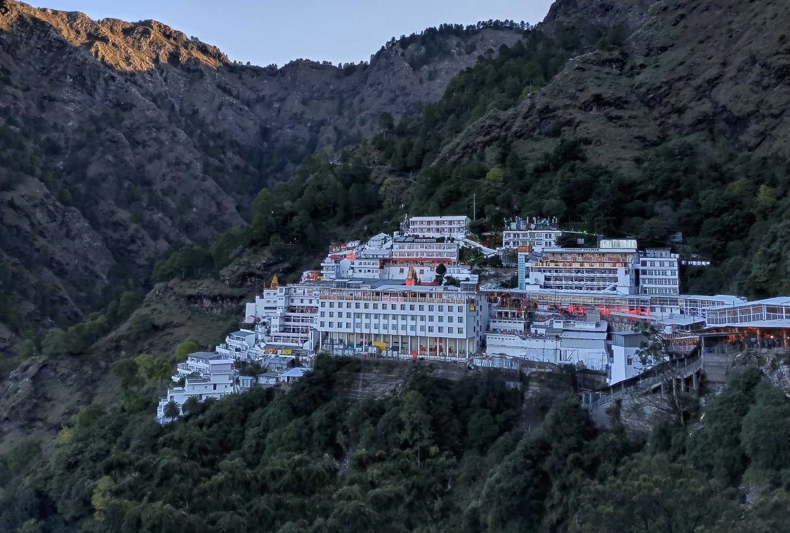 Vaishno Devi: Trek vs Helicopter